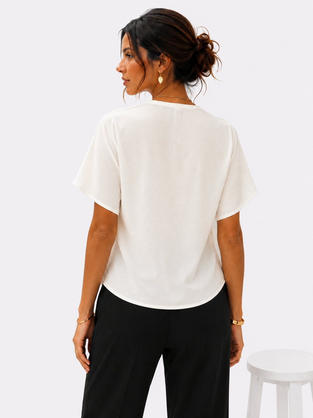 Camicetta elegante con scollo a V