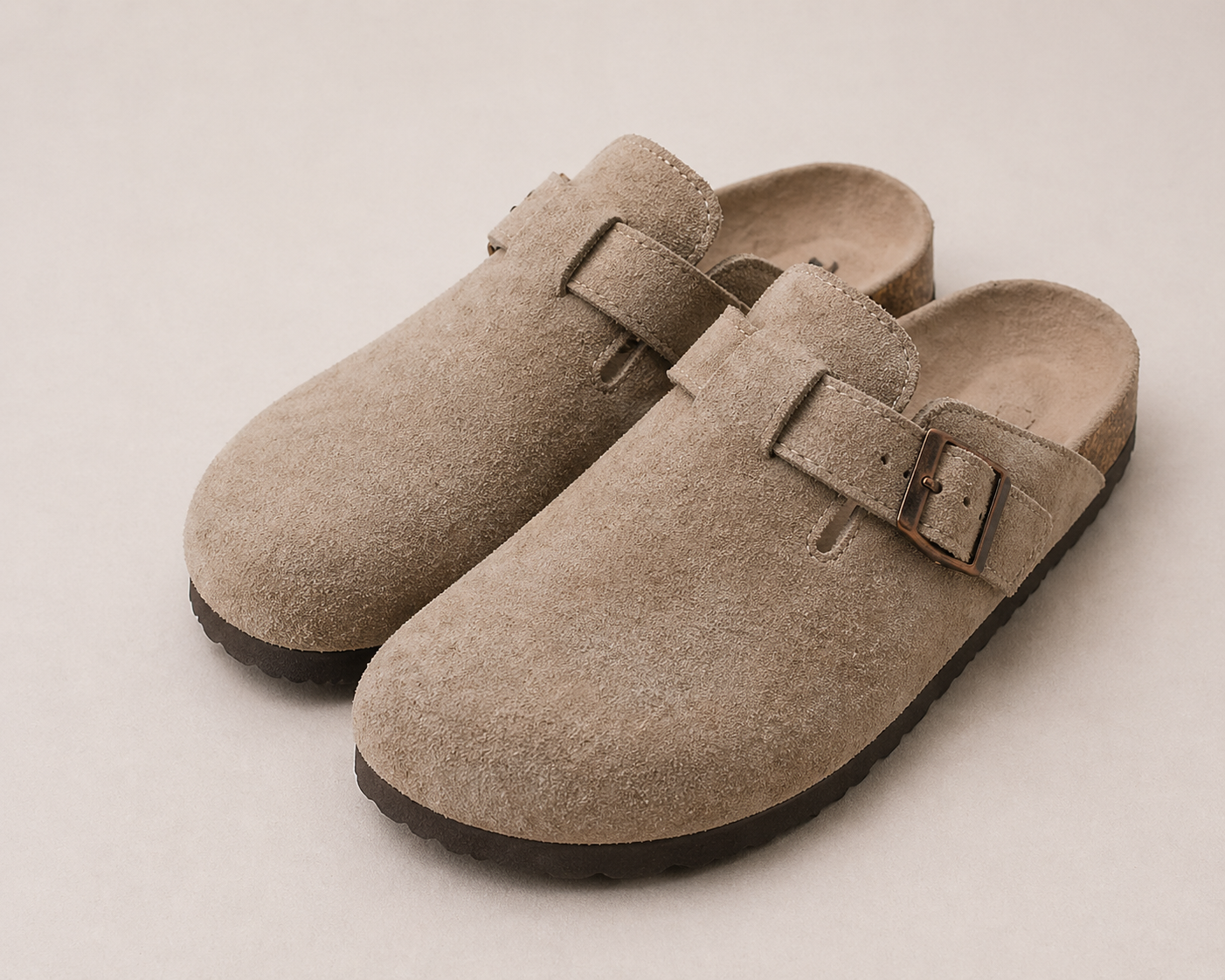 Zoccolo Beige Tipo Scamosciato/Fibbia