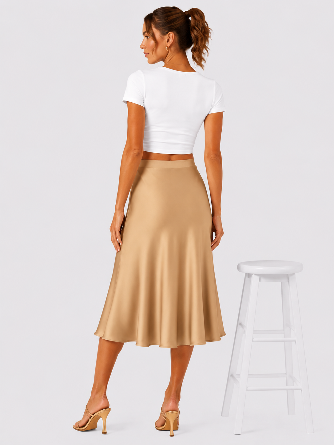 Elegante gonna midi in raso