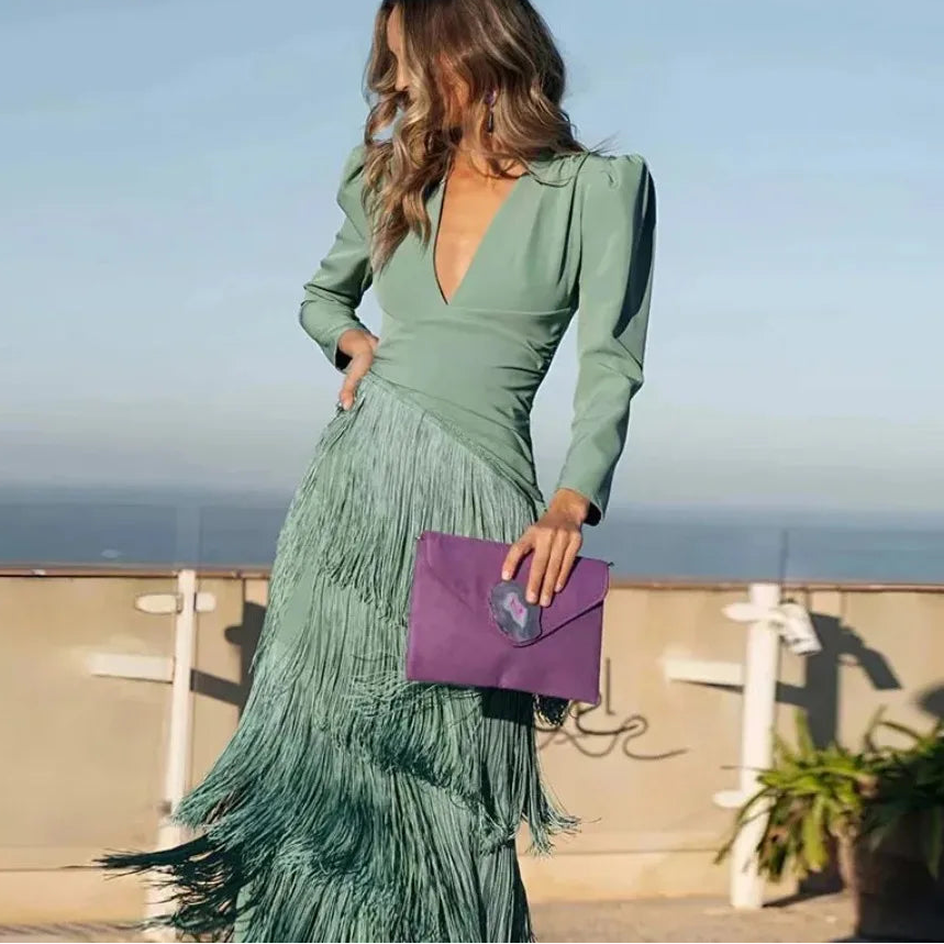 Elegante abito midi con frange