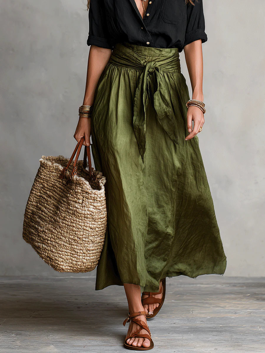 Abito a due pezzi/Top nero e gonna midi